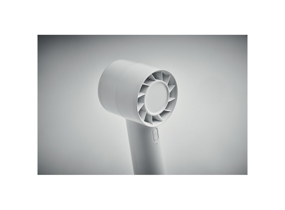 AIRE - Piccolo ventilatore portatile 2000 FullGadgets.com