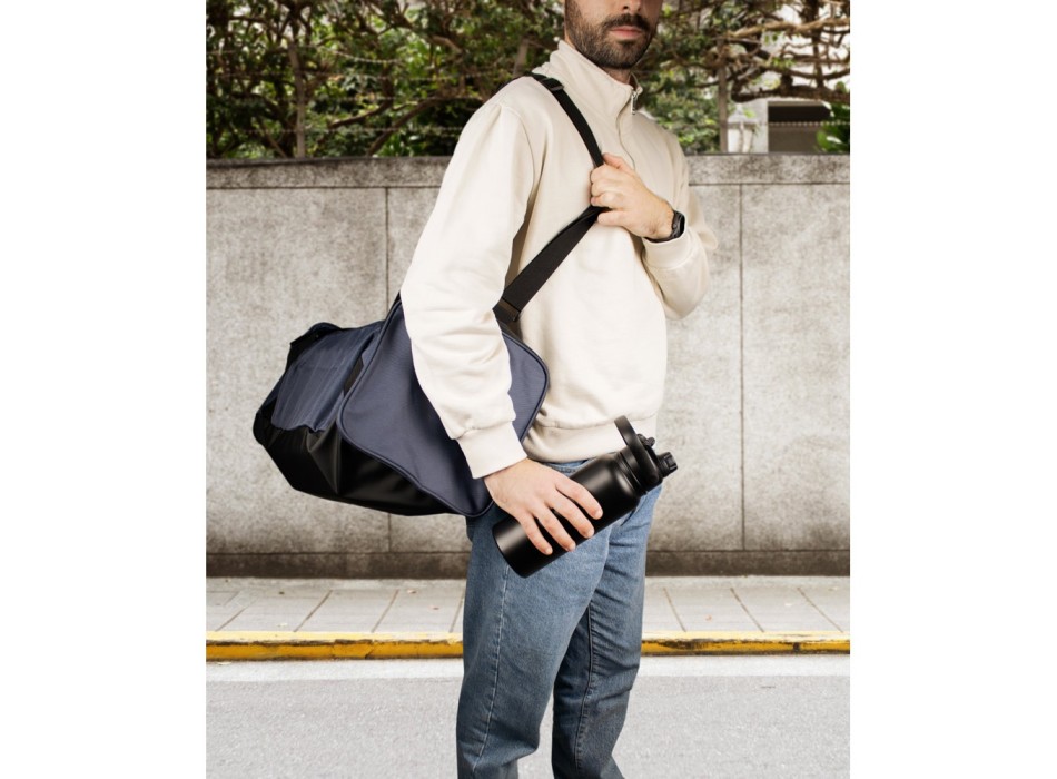 ALCARAZ. Bottiglia in acciaio inossidabile (riciclato al 90%),con doppia parete isolata sottovuoto FullGadgets.com