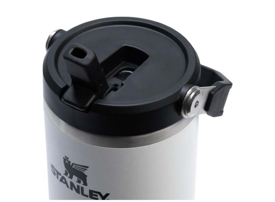 Bicchiere isolato Stanley IceFlow™ 2.0 da 890 ml in acciaio inox con cannuccia ribaltabile FullGadgets.com