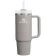 Bicchiere isolato Stanley Quencher® H2.0 FlowState™ 890 ml in acciaio inox riciclato FullGadgets.com