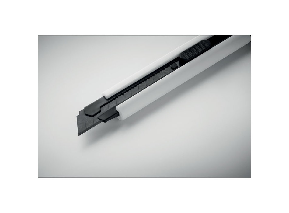 BLADE + - Grande coltello retrattile FullGadgets.com