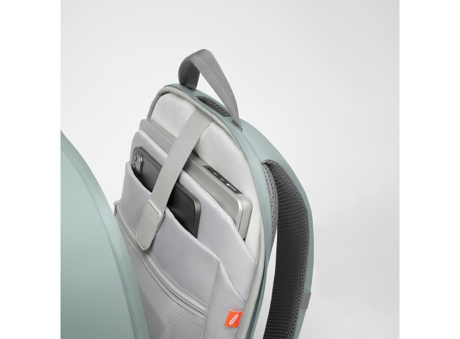 Bobby Edge FullGadgets.com