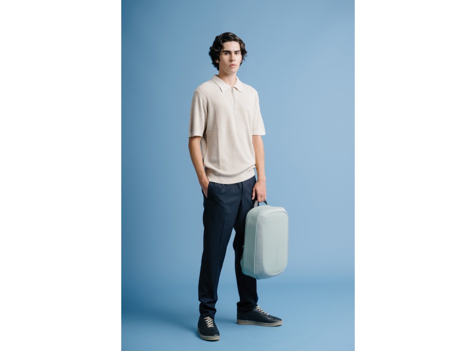 Bobby Edge FullGadgets.com