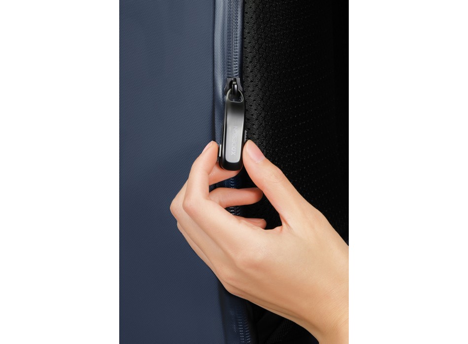 Bobby Edge FullGadgets.com