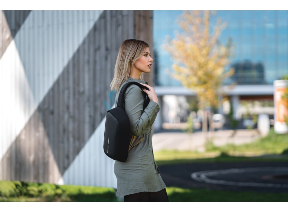 Bobby Sling FullGadgets.com