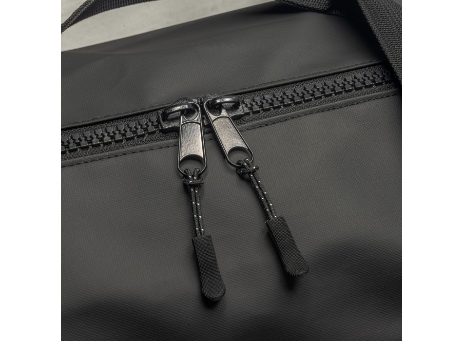 Borsa duffle in poliestere water resistant. tracolla regolabile e removibile con fibbia FullGadgets.com