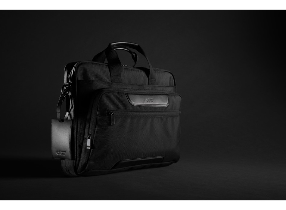 Borsa PC 15.6" Swiss Peak Voyager in RPET AWARE™ FullGadgets.com