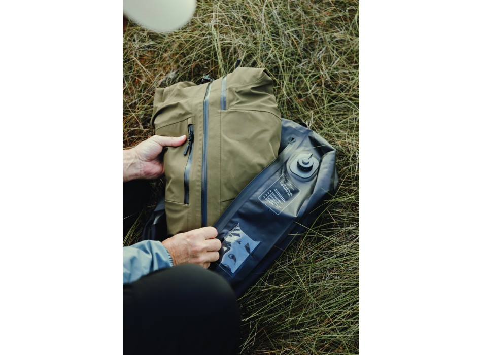 Borsa sottovuoto con pompa Nordic Drift Trail IPX 8 RCS FullGadgets.com
