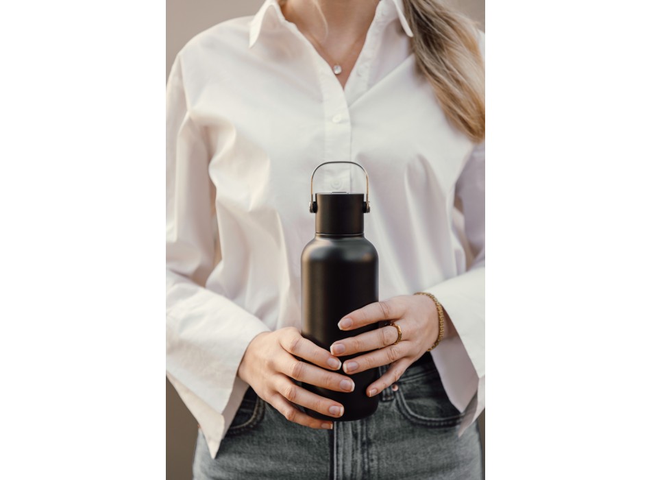 Bottiglia con beccuccio VINGA Cael in rAcciaio RCS 600ML FullGadgets.com