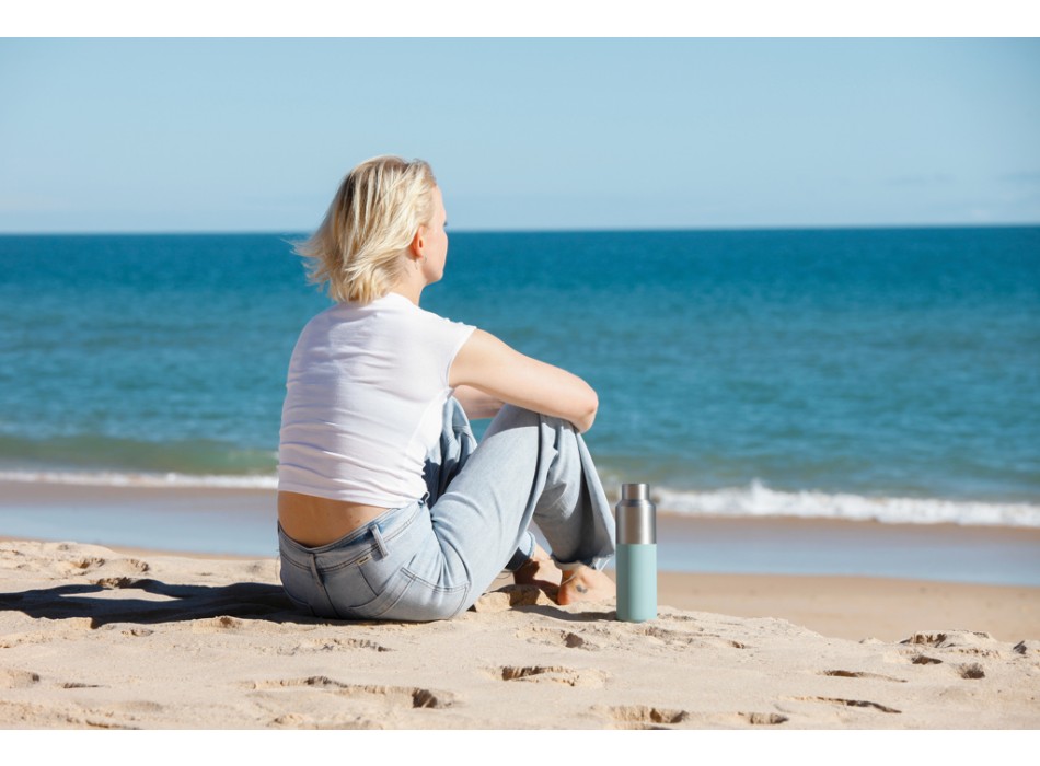 Bottiglia Fluid in acciaio riciclato RCS, 600ml FullGadgets.com