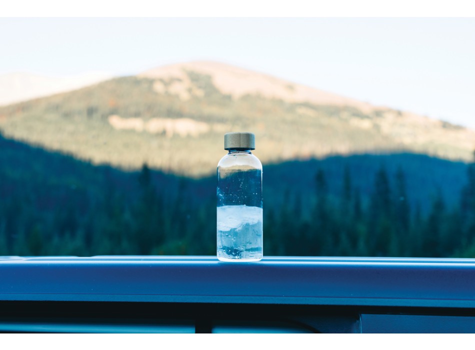 Bottiglia in rPET RCS con tappo in bambù 660ml FullGadgets.com