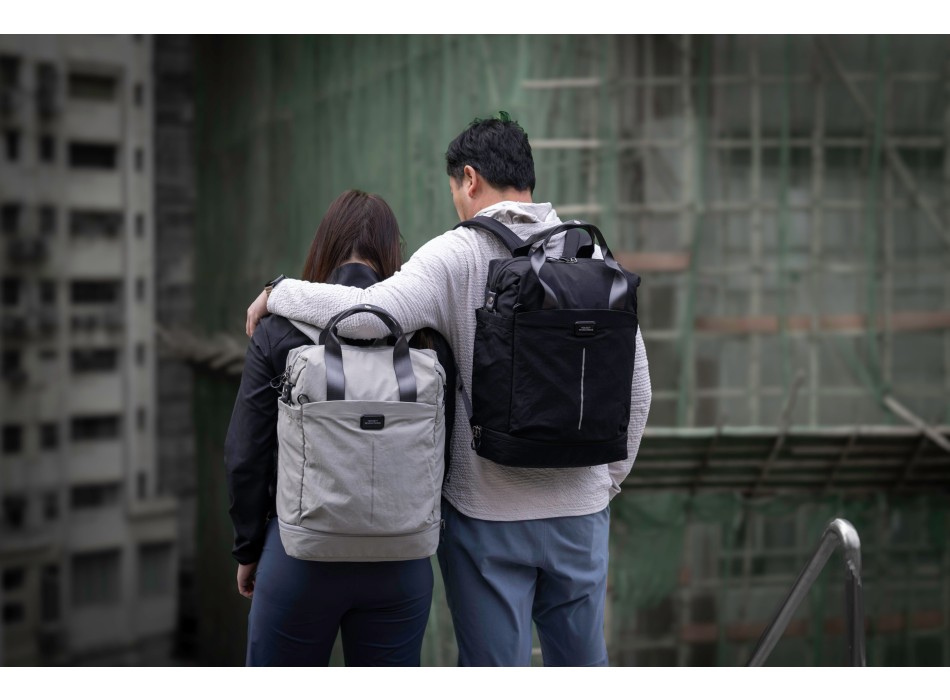 BrandCharger Hauler totepack FullGadgets.com