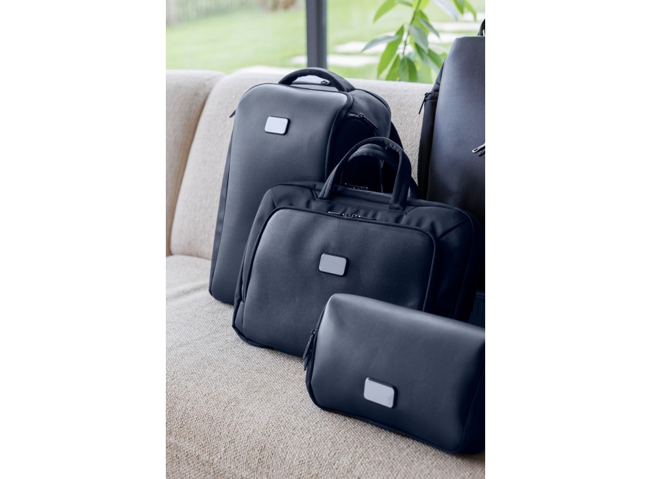 BrandCharger Nexus totepack FullGadgets.com