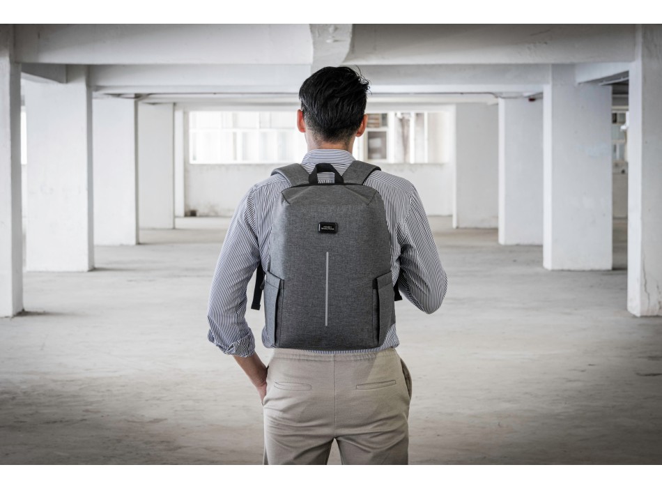 BrandCharger Phantom Lite 2 backpack FullGadgets.com