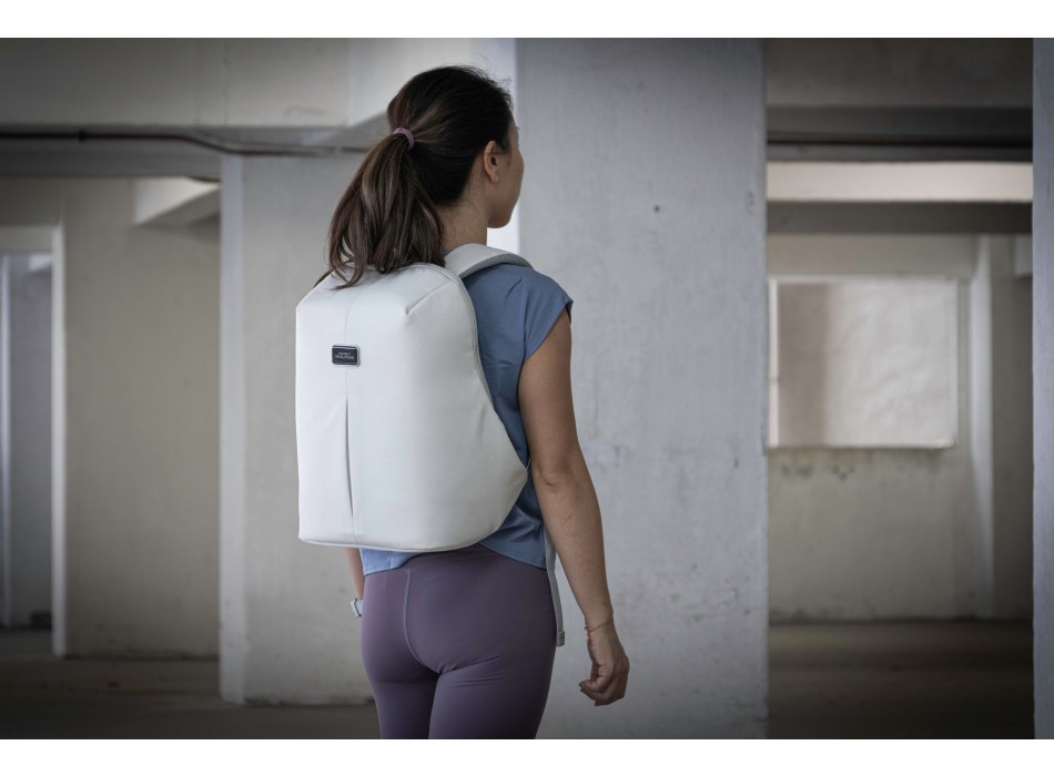 BrandCharger Phantom Mini backpack FullGadgets.com