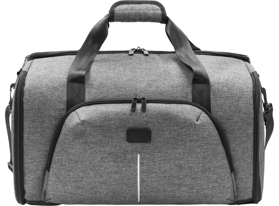 BrandCharger Voyager duffle bag FullGadgets.com