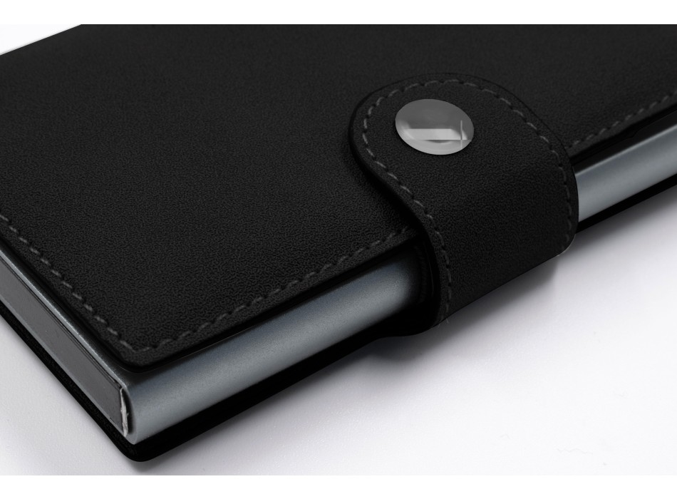 BrandCharger Wally Porto card wallet FullGadgets.com