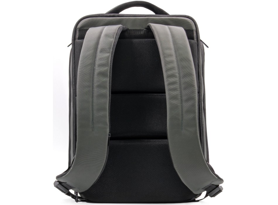 BrandCharger, zaino Apex FullGadgets.com