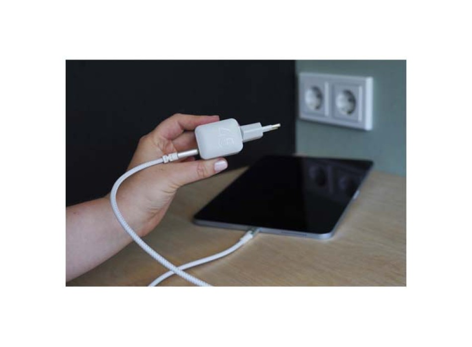 Caricabatterie da muro Xtorm 45W NextGen  FullGadgets.com