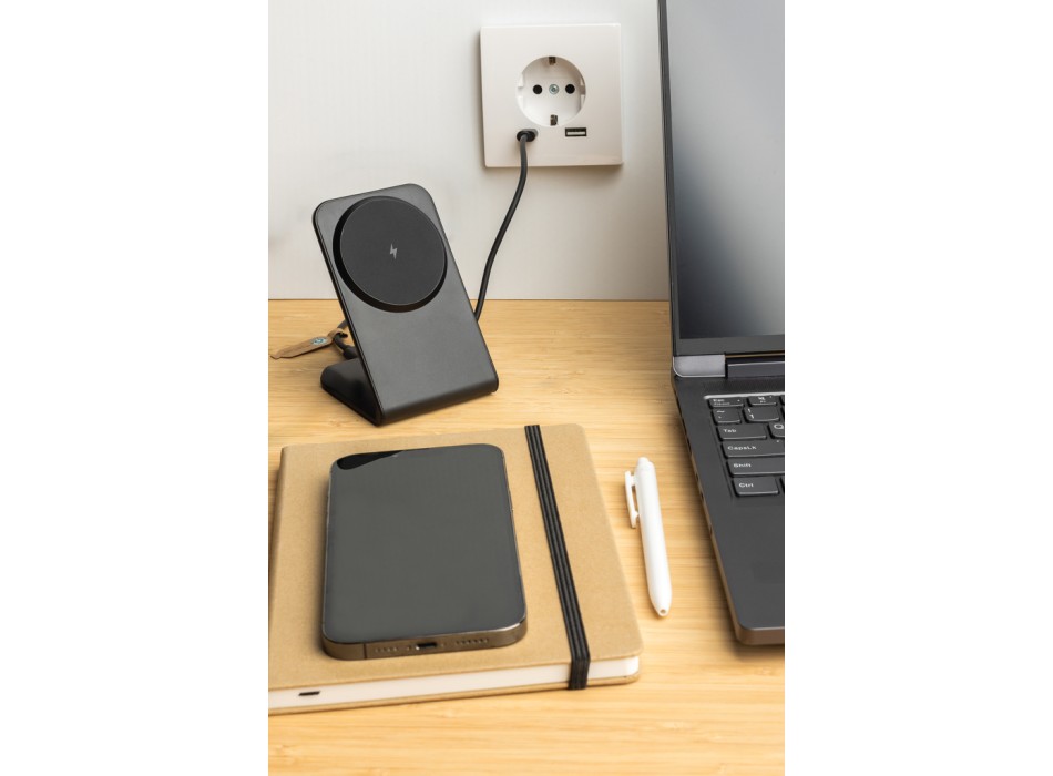 Caricatore wireless magnetico VoltPerch 15W in rPlastica RCS FullGadgets.com