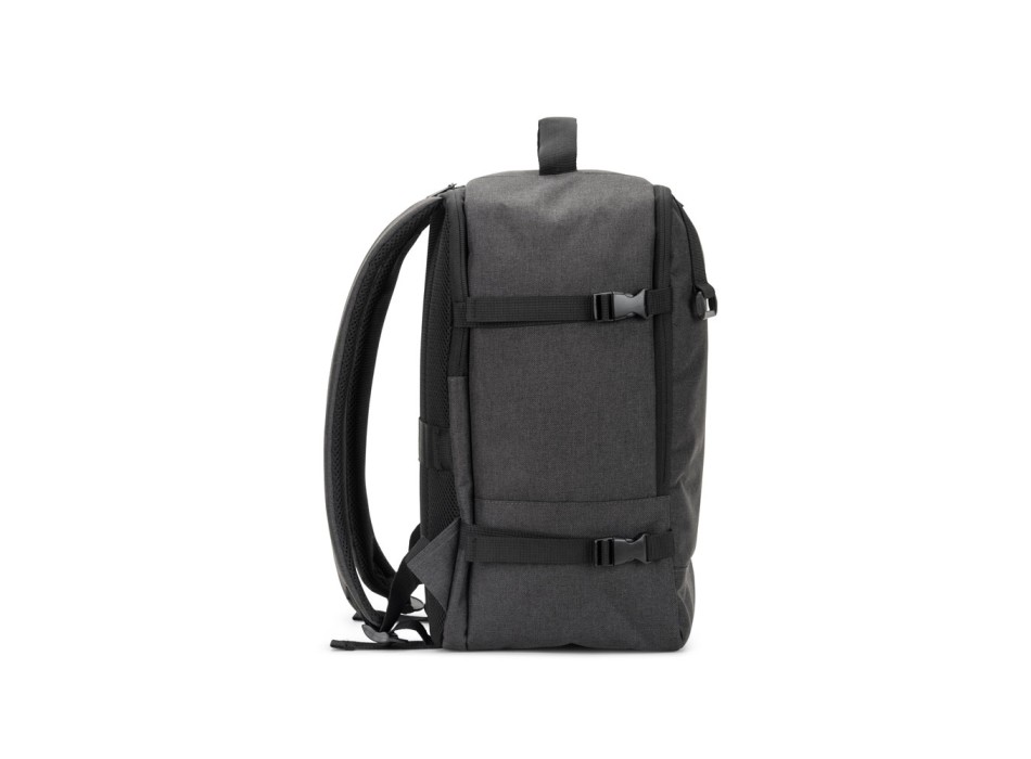 CIES. Zaino in poliestere riciclato 600D ad alta densità. Sviluppato per soddisfare le dimensioni richieste dalle compagnie aeree FullGadgets.com