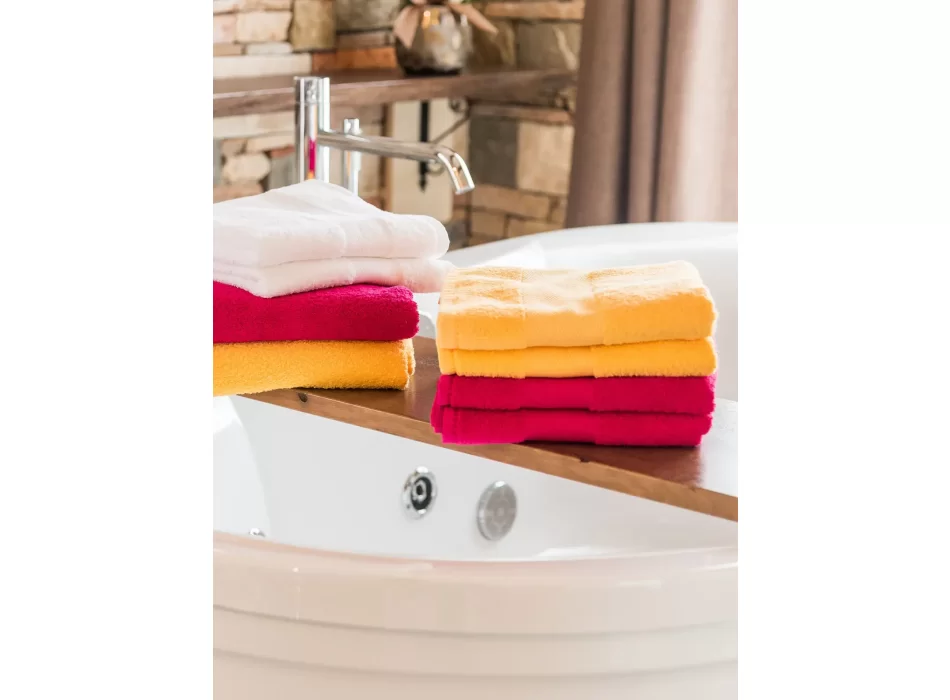 Classic Towel 70X140 FullGadgets.com