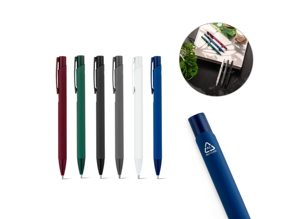 CLINT. Penna a sfera in alluminio riciclato (100% rAL) con finitura in gomma FullGadgets.com