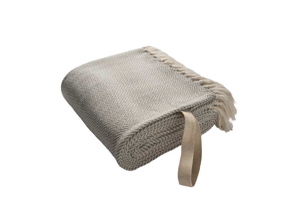 Coperta con frange realizzata in materiale 100% riciclato FullGadgets.com