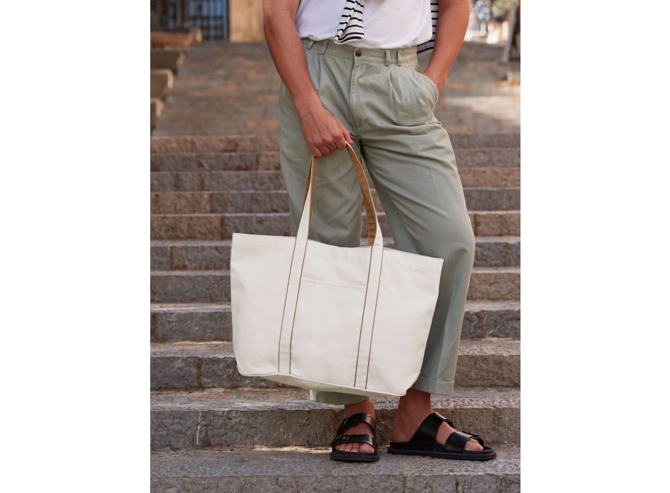 Courtside Large Tote FullGadgets.com