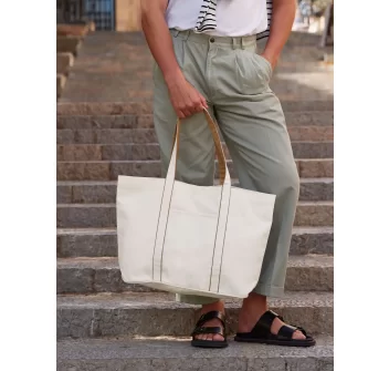 Courtside Large Tote FullGadgets.com