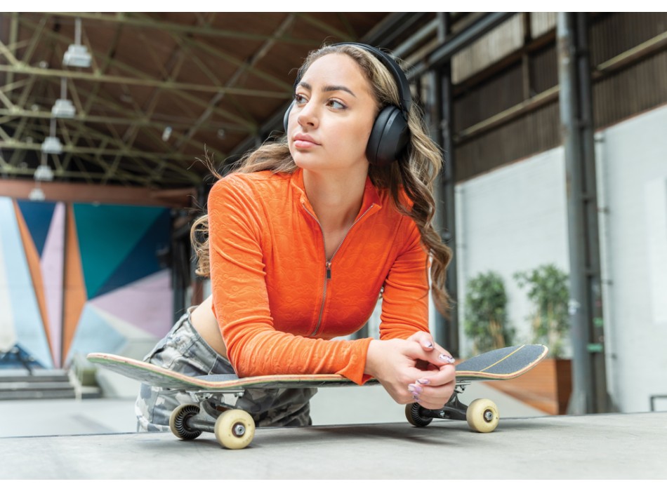 Cuffie ANC in plastica riciclata RCS Urban Vitamin Cupertino FullGadgets.com