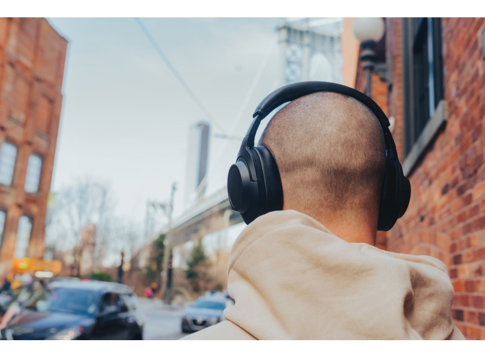 Cuffie wireless riciclate e riparabili Irvine RCS FullGadgets.com