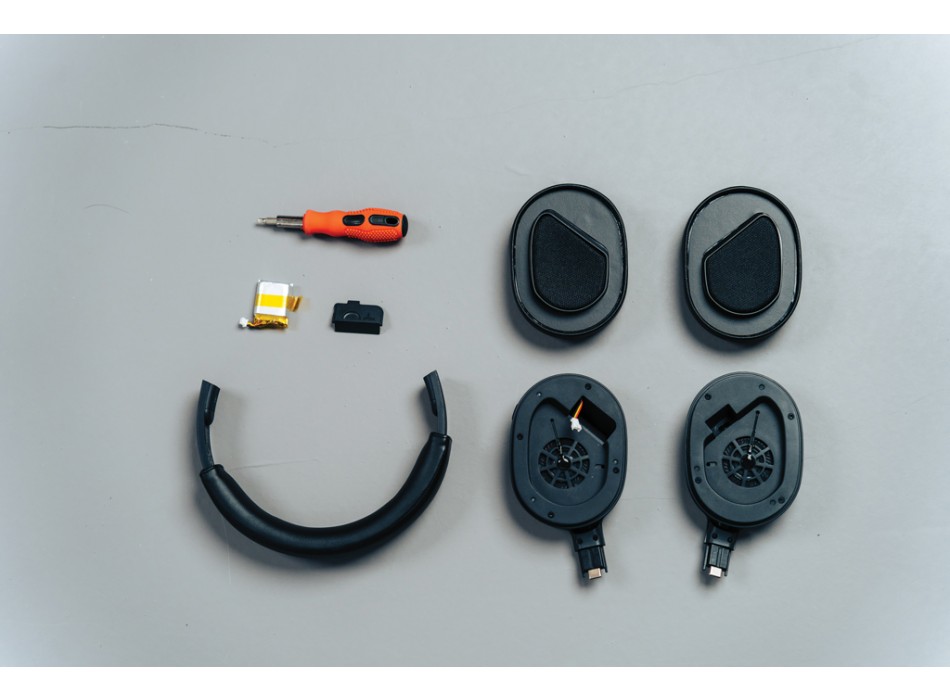 Cuffie wireless riciclate e riparabili Irvine RCS FullGadgets.com