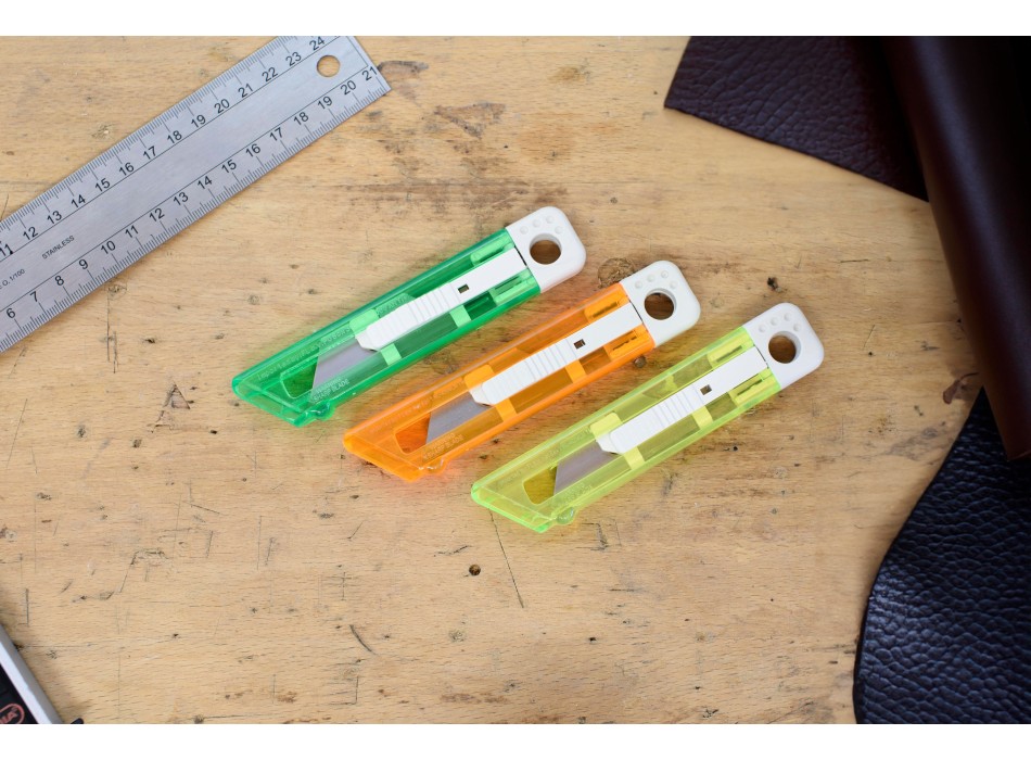 Cutter in ABS Griffin FullGadgets.com