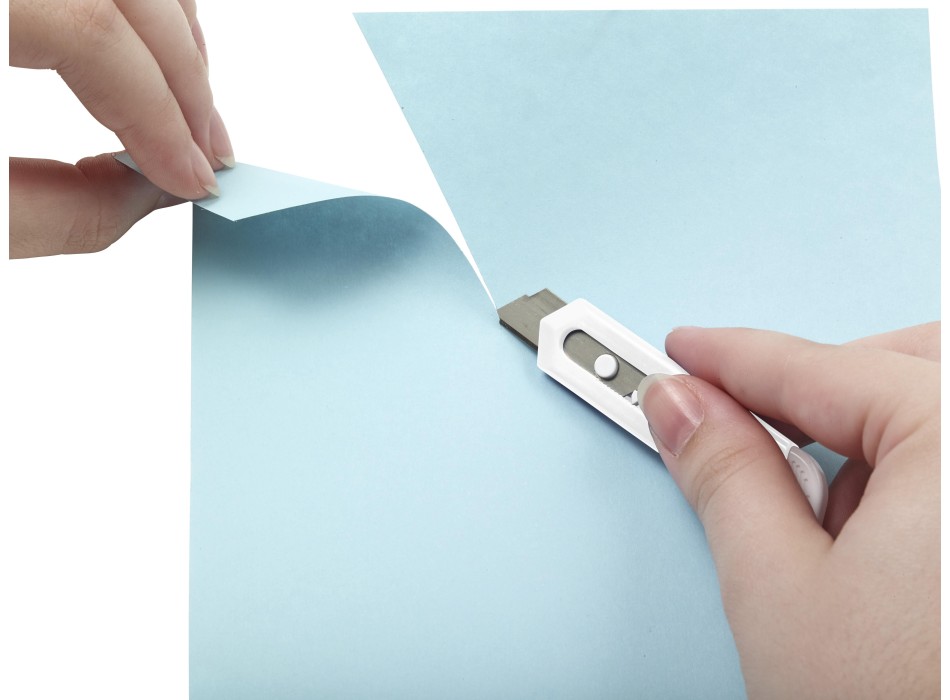 Cutter in ABS Julien FullGadgets.com