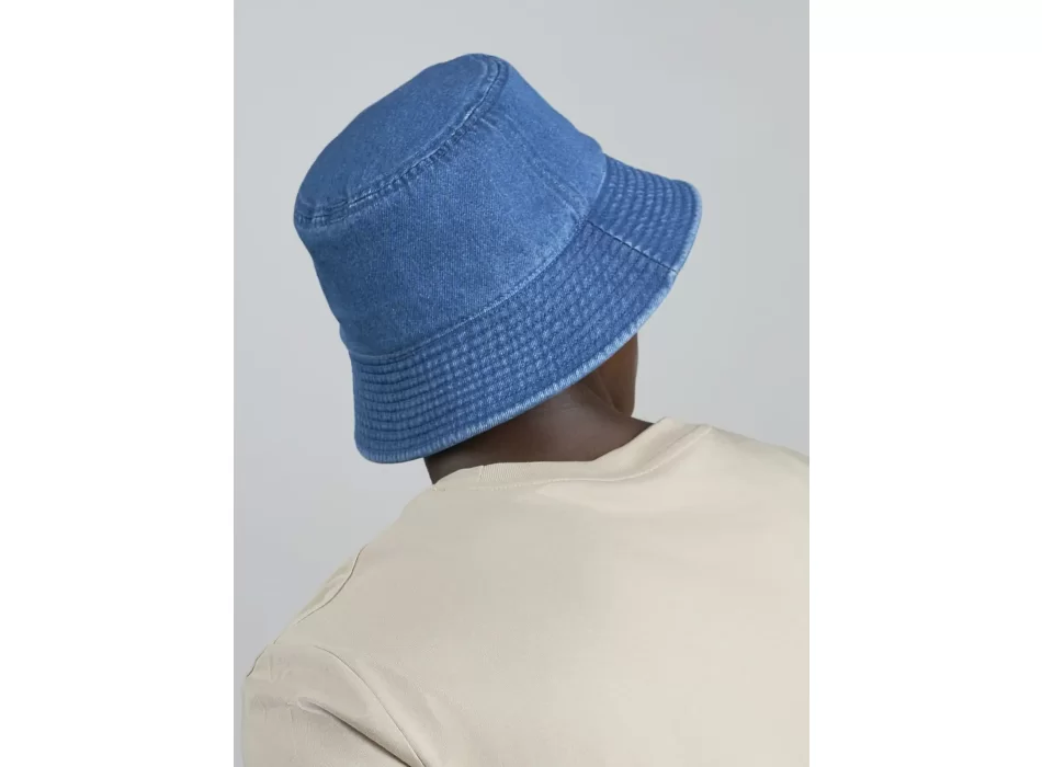 Dana FullGadgets.com