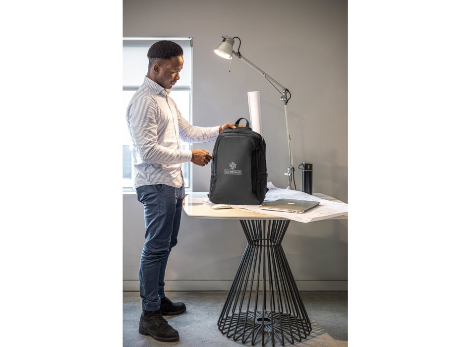 DRAMMEN. Zaino porta computer in poliestere riciclato 600D ad alta densità FullGadgets.com