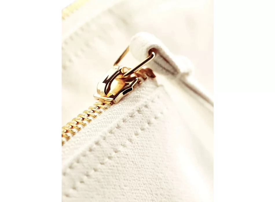 EarthAware Organic Spring Wristlet FullGadgets.com