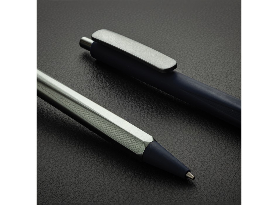 Esclusiva penna a tre lati EDGE RCS FullGadgets.com