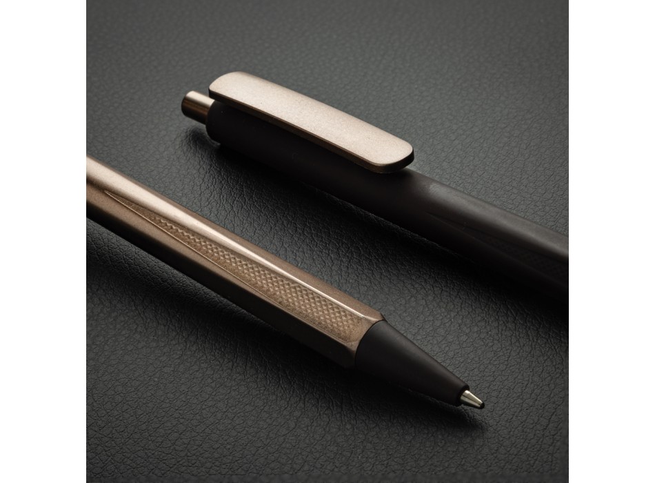 Esclusiva penna a tre lati EDGE RCS FullGadgets.com