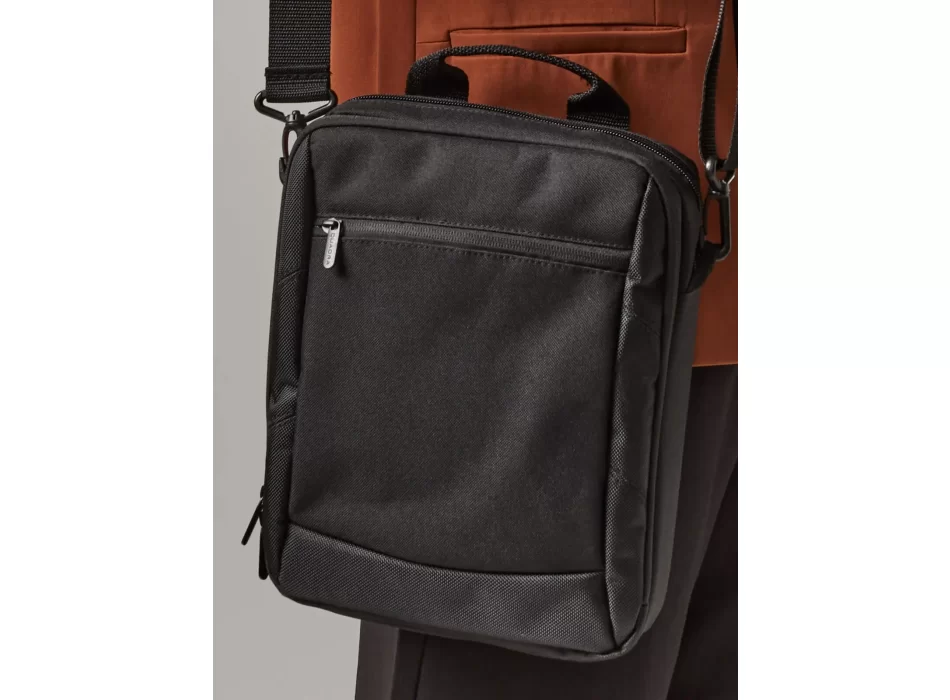 Executive iPad/ Tablet Shoulder Bag FullGadgets.com