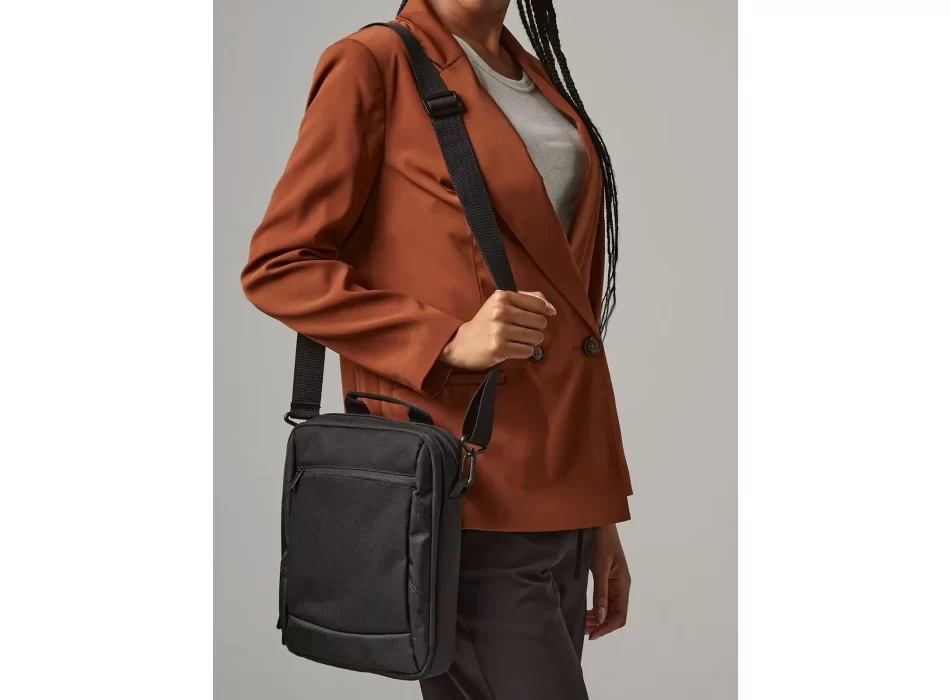 Executive iPad/ Tablet Shoulder Bag FullGadgets.com