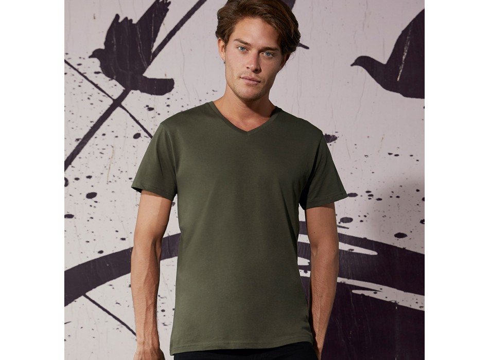 Favourite V-neck Tee men FullGadgets.com