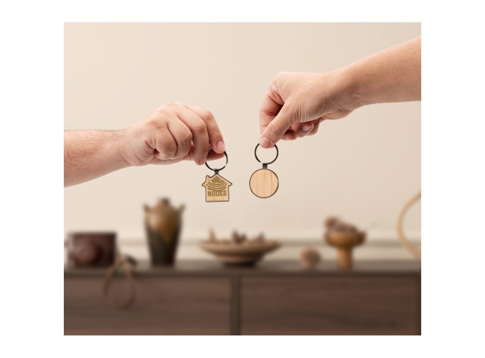 GASTON ROUND. Portachiavi in ferro con forma rotonda in zinco e bambù FullGadgets.com