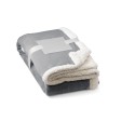 HEIDEN. Coperta reversibile in pile confezionata (190 g/m²) con nastro in raso e cartoncino personalizzabile FullGadgets.com