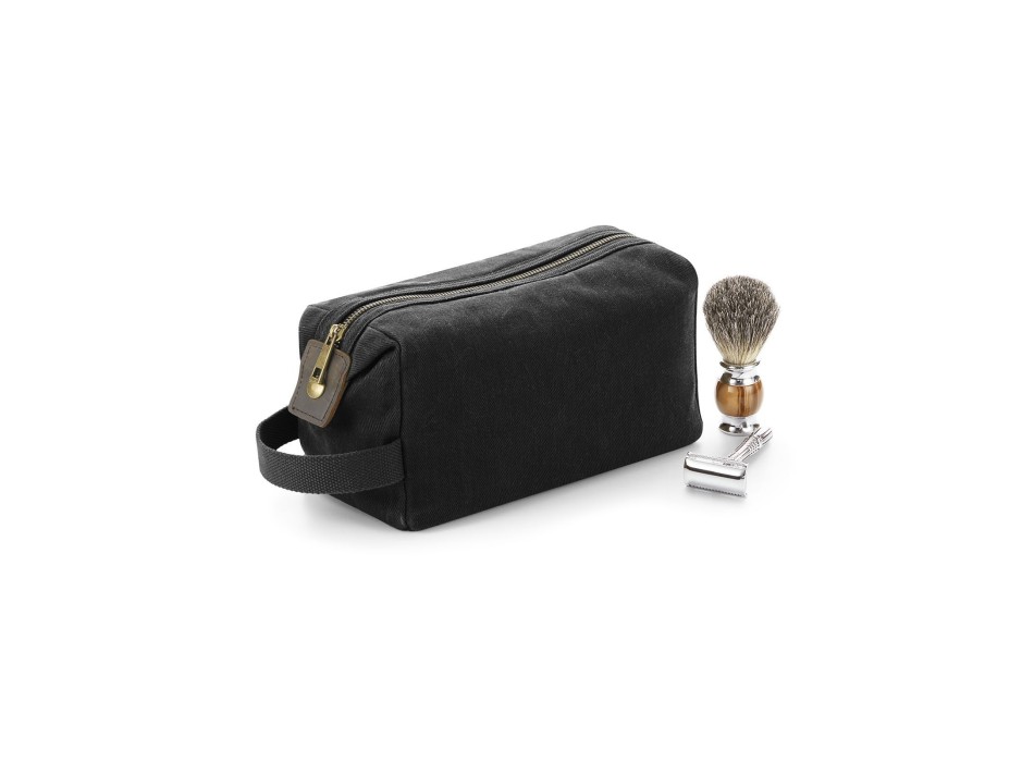Heritage Waxed Canvas Wash Bag FullGadgets.com