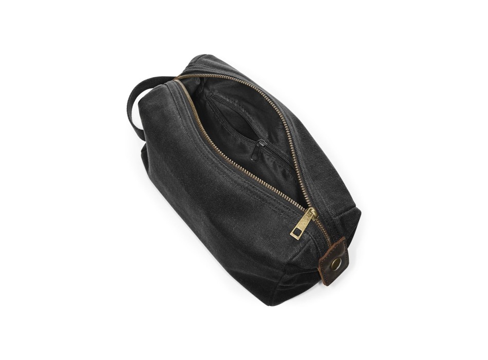 Heritage Waxed Canvas Wash Bag FullGadgets.com