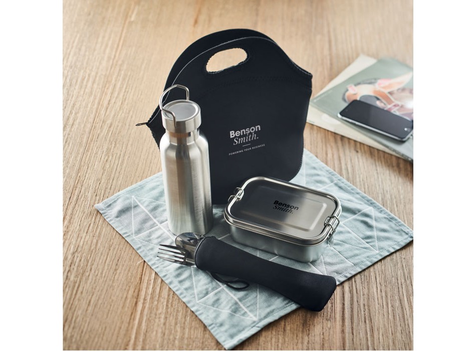 ILY - Set da pranzo in acciaio inox FullGadgets.com