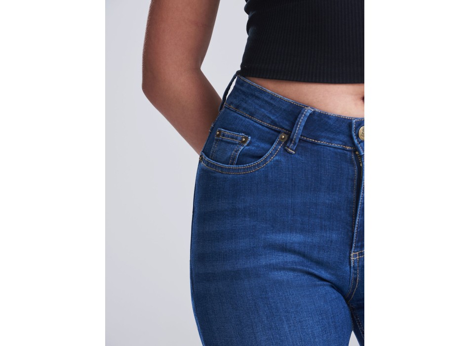Katy Straight Jeans FullGadgets.com