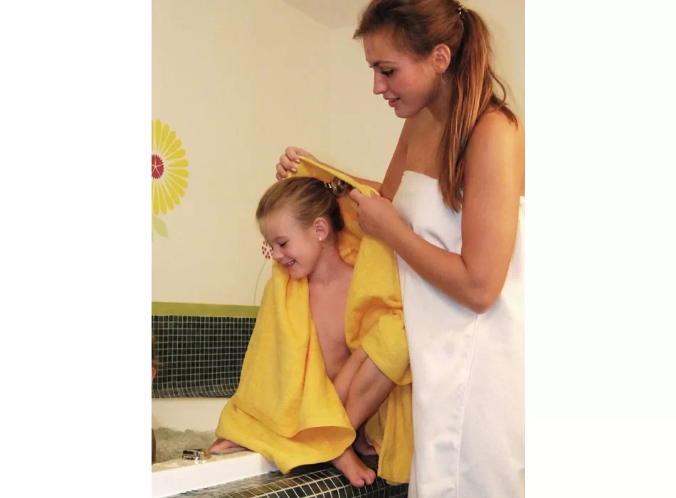 Kids Hooded Towel FullGadgets.com